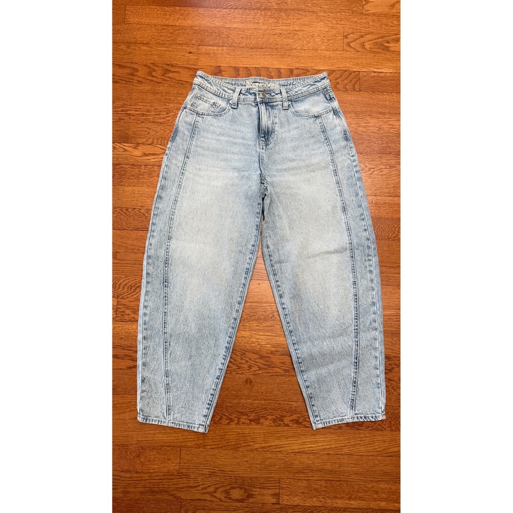NB Womens High Rise Barrel Jeans Relaxed Denim Light Wash Size 2 90s Y2K Revival